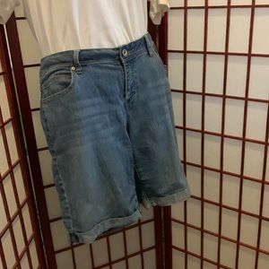 Sonoma Lifestyle Ladies Bermuda Jean Shorts